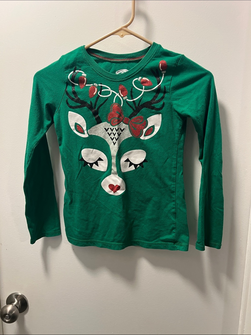 Holiday Time Green Long-Sleeve Reindeer Graphic Tee
